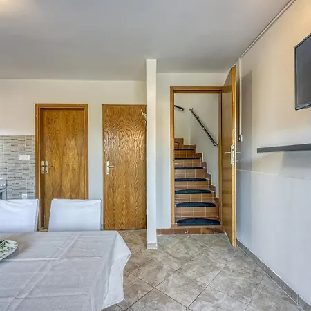 Appartamento Olga Tar-Vabriga